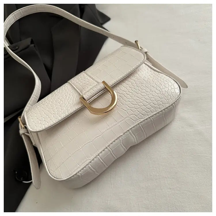 Varine en cuir PU dur avec bandoulière unique en plusieurs couleurs