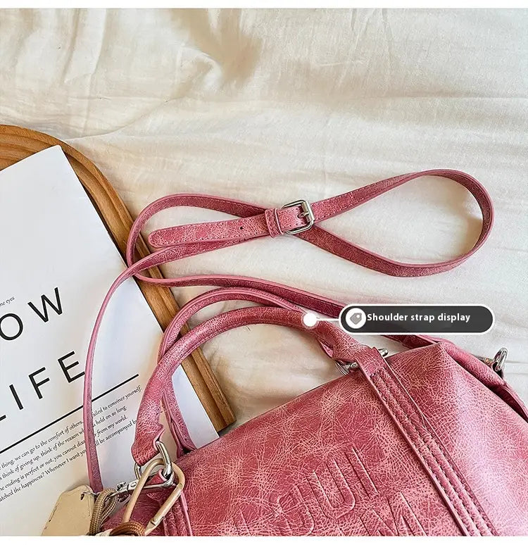 Borsa a tracolla a tracolla in pelle morbida con cerniera per donna