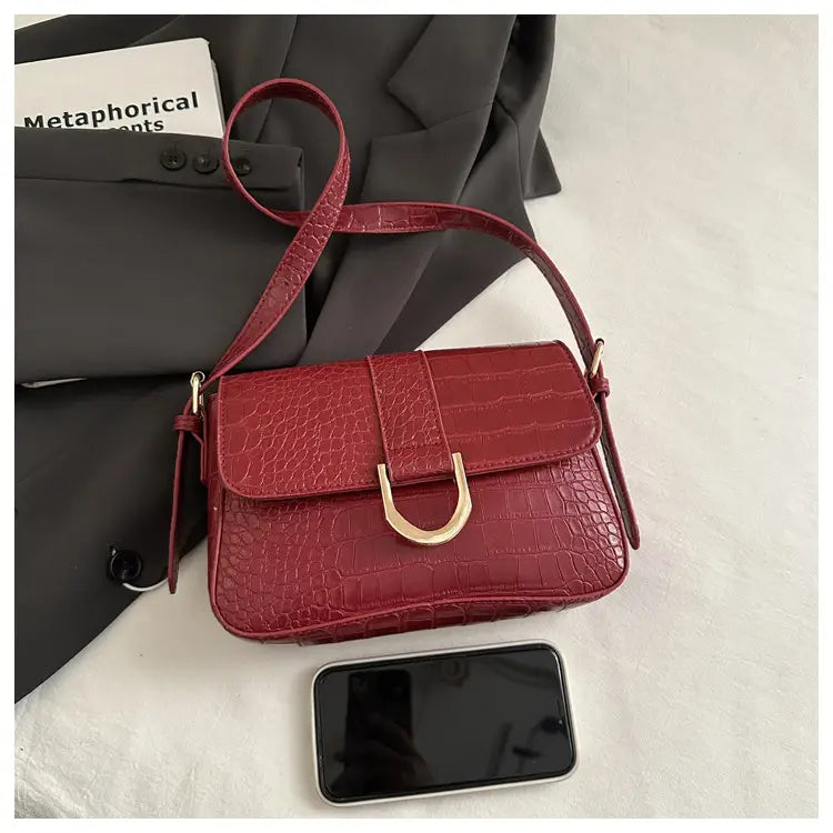 Varine en cuir PU dur avec bandoulière unique en plusieurs couleurs