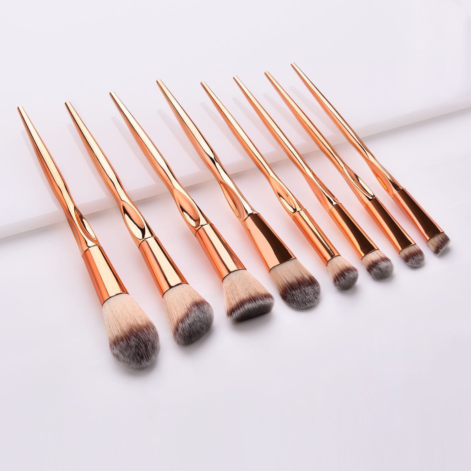 8 Makeup Brush Sets - Makeup Brush Set That’s Fancier Than Your Ex