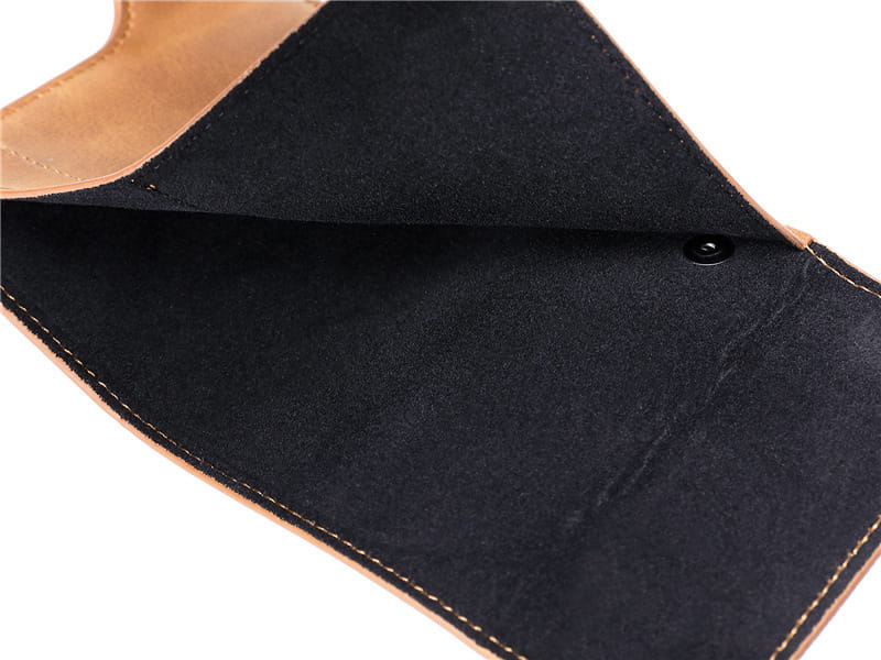 Men and Women Crazy Horse Leather Wallet with Magnetic Closure