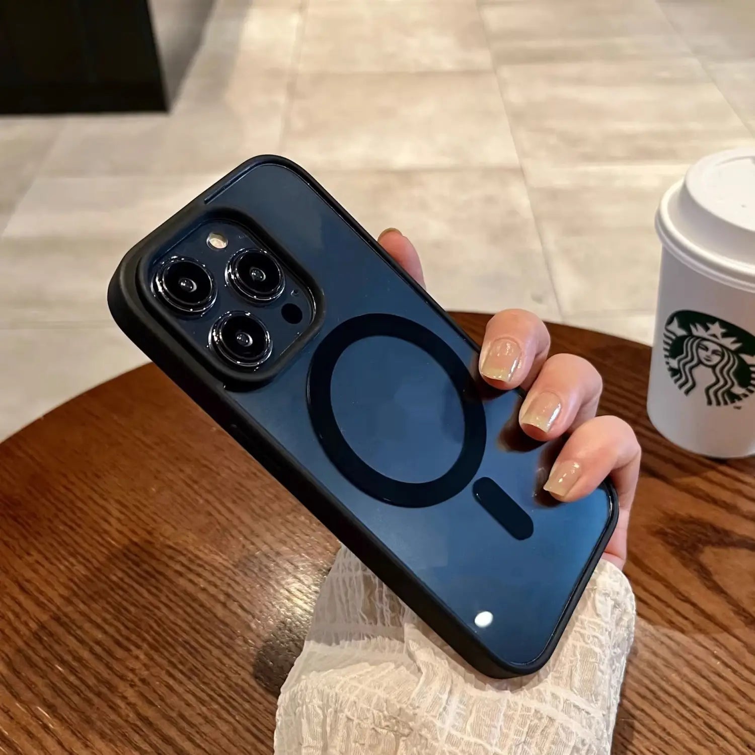 Acrylic Magnetic Silicone Phone Case in Multiple Colors with Shockproof and Anti-Fall Features