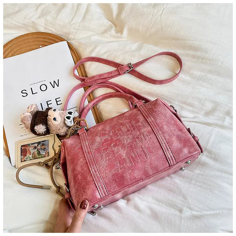 Borsa a tracolla a tracolla in pelle morbida con cerniera per donna