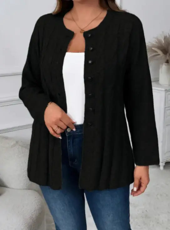 Polüester lühikeste varrukate ülaosa naistele, kes on saadaval suurustes s kuni 3xl