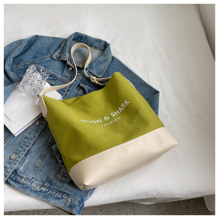 Sac fourre-tout sur toile avec poches à fermeture éclair