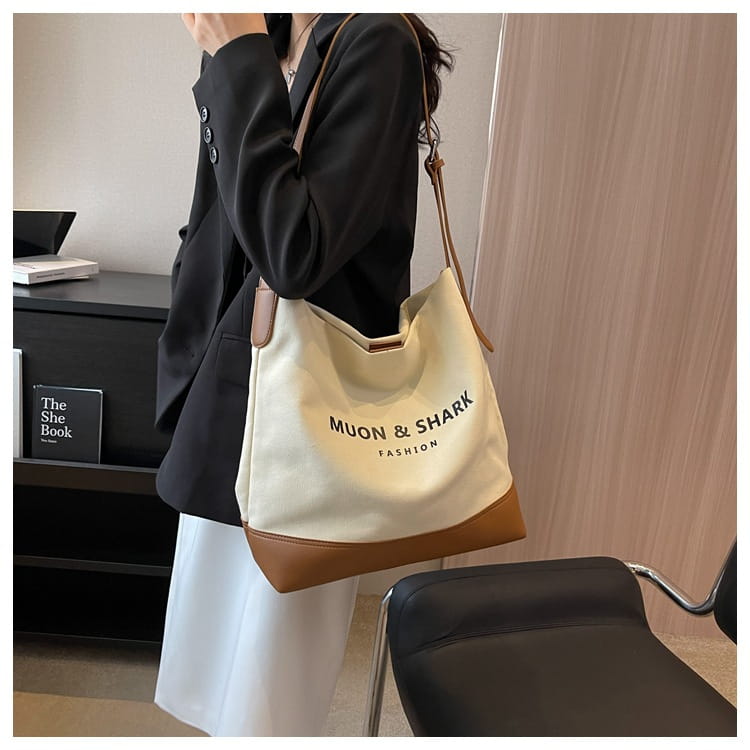 Sac fourre-tout sur toile avec poches à fermeture éclair