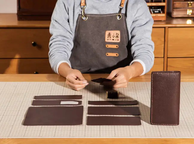 Men’s Leather Wallet US Shipping Open Square Business Bag in Black or Brown