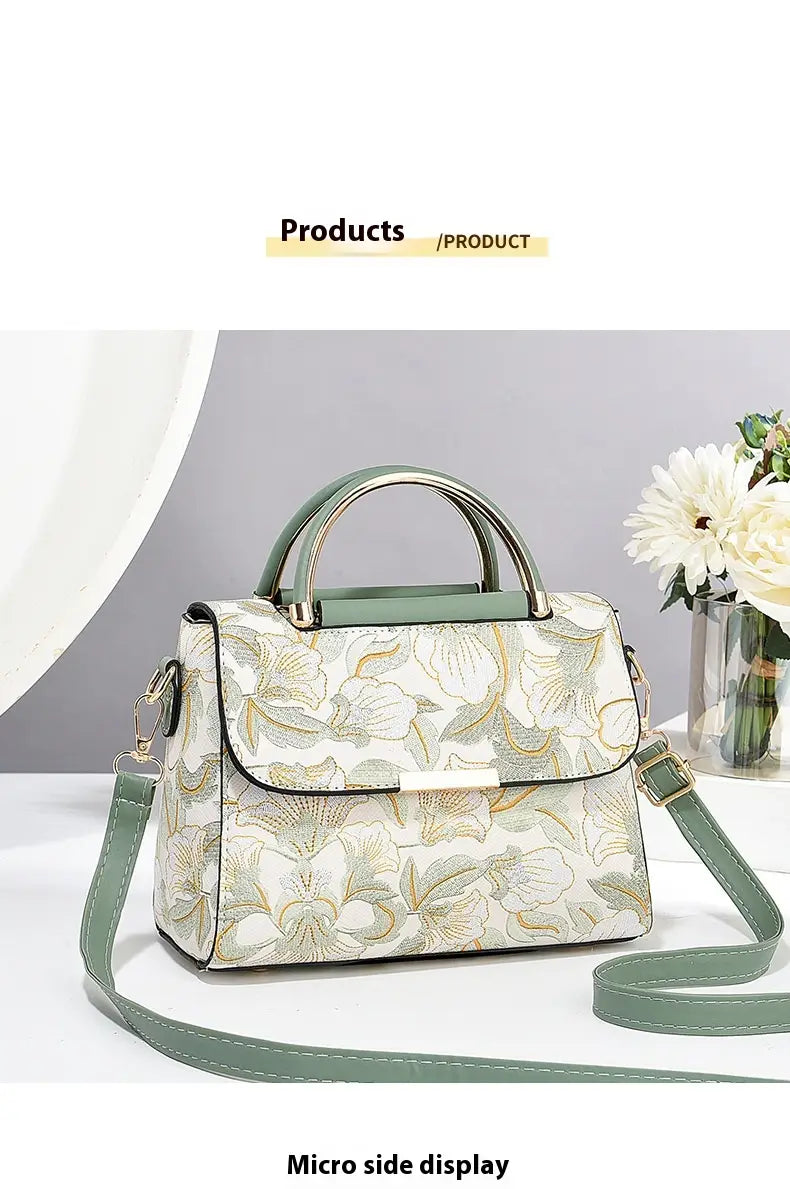 Chinese Style Printed Shoulder Messenger Bag Trendy and Practical