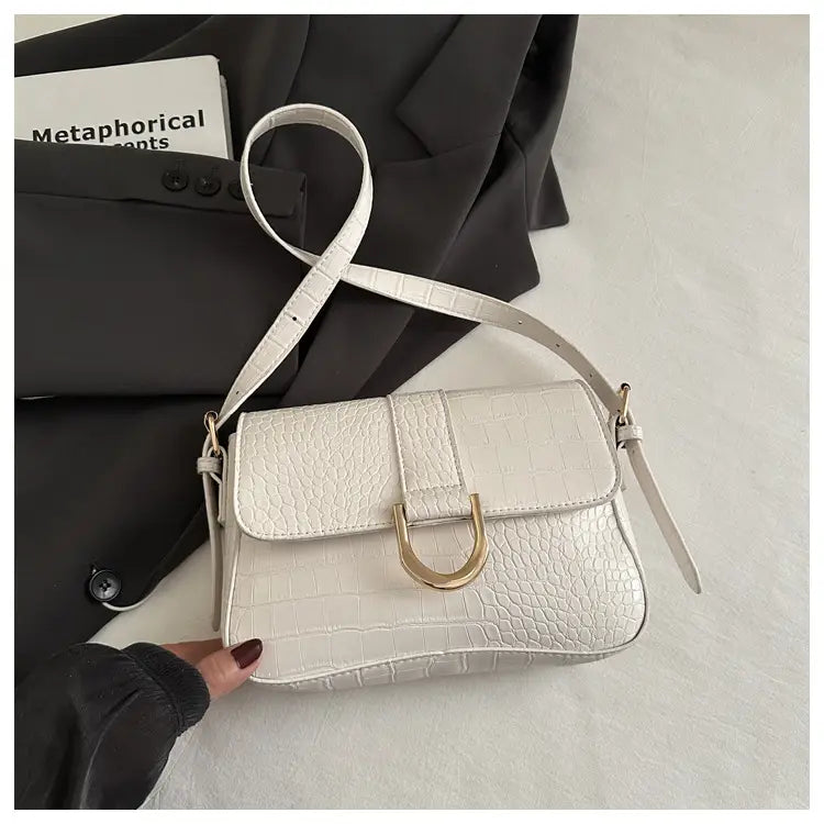 Varine en cuir PU dur avec bandoulière unique en plusieurs couleurs