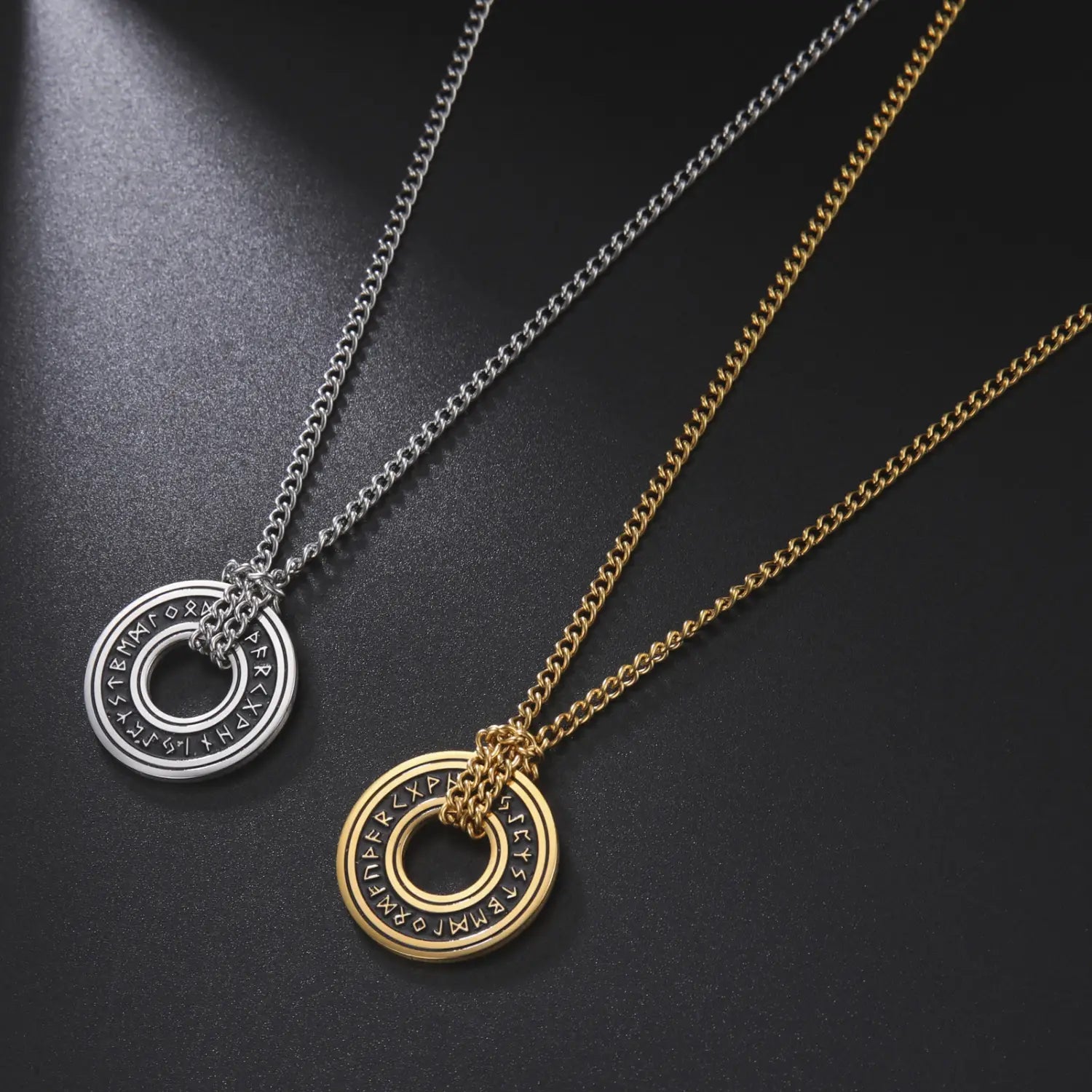 European And American Retro Style Luen Letter Circle Pendant Men’s Necklace