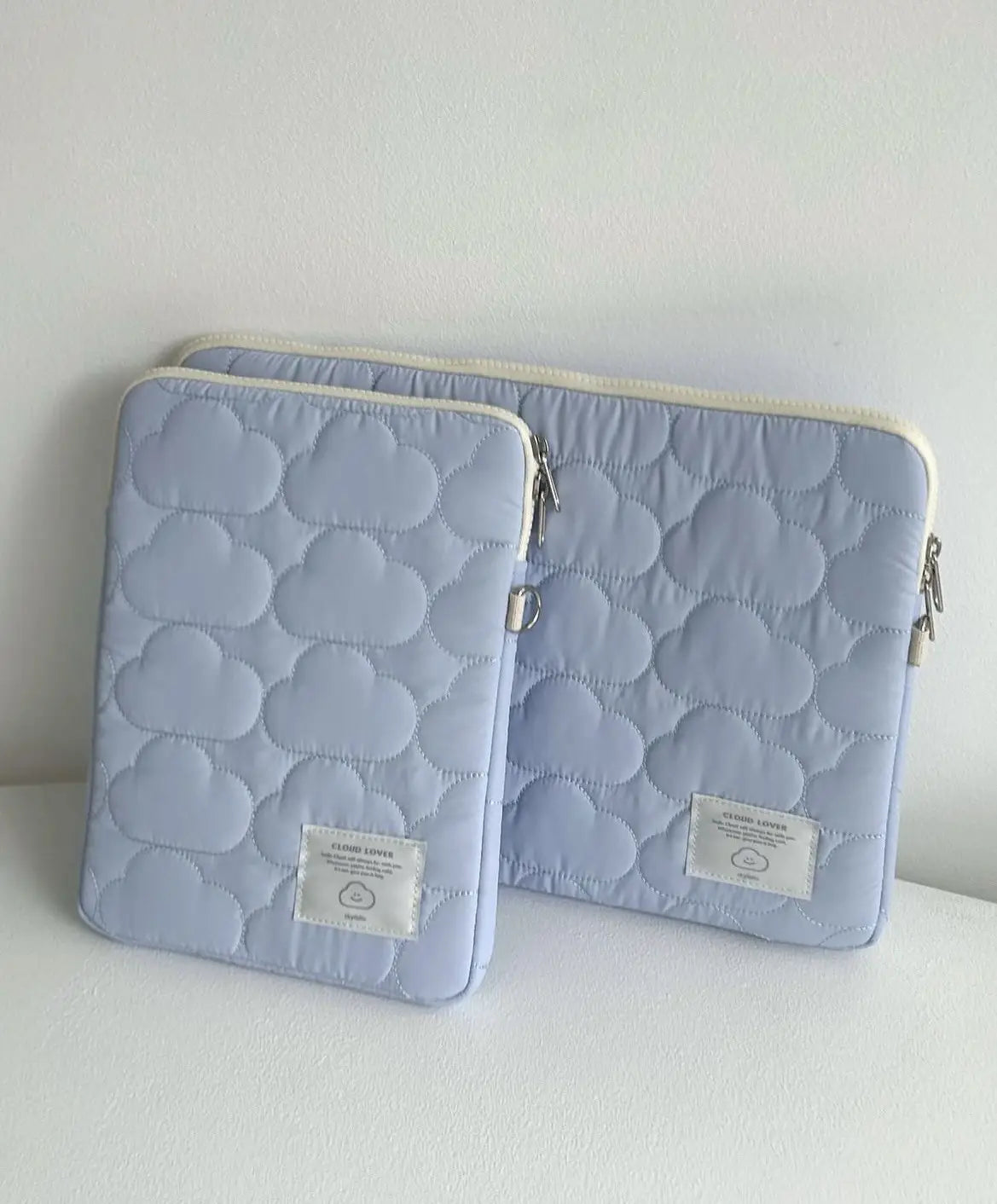 Mânecă de laptop alb și albastru pentru femei pentru calculatoare de 11 până la 15,6 inci