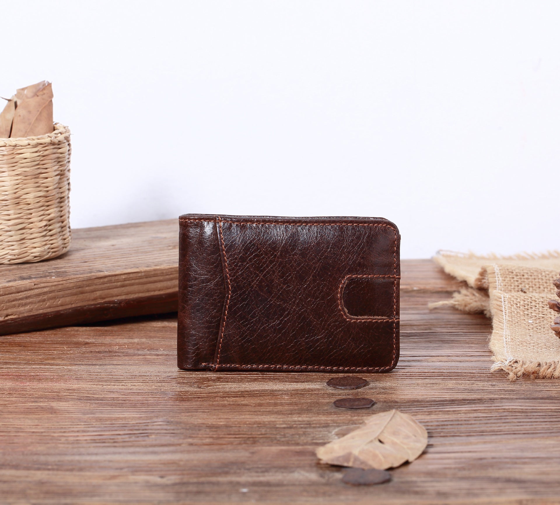 Men’s Short Leather Oil Wax Wallet Card Holder - Wallets for Men Who Don’t Like Bulges in Pockets