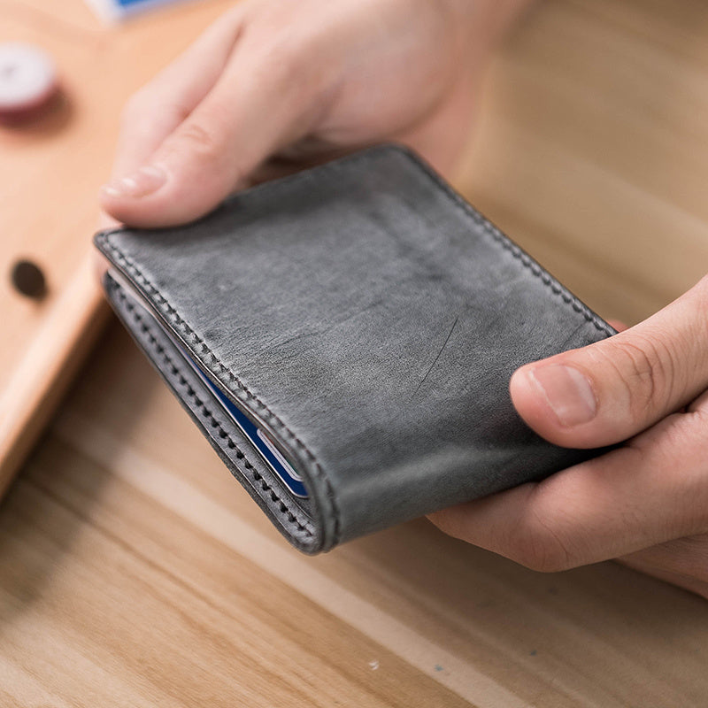 Vintage DIY Waxed Leather Horizontal Wallet - Snack on Style with the Vintage DIY Leather Wallet