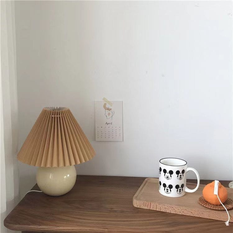 Ceramic Pleated Table Lamp Nordic Bedside Creative Night Light
