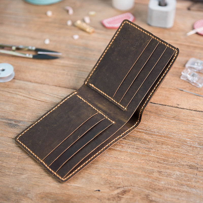 Vintage DIY Waxed Leather Horizontal Wallet - Snack on Style with the Vintage DIY Leather Wallet