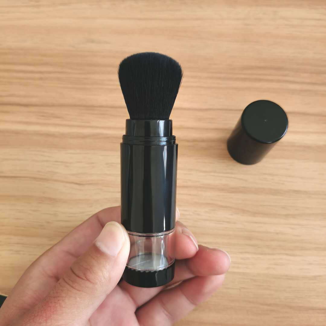 Multifunctional Makeup Brush with Fine Light Peak Wool for Precise Application