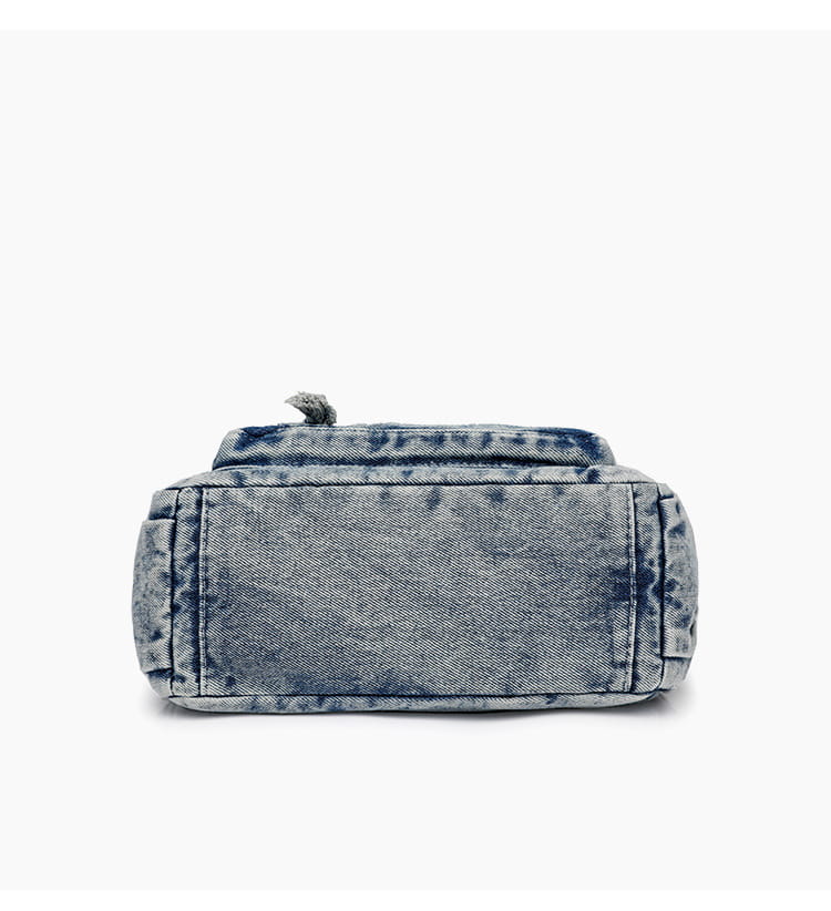 Large Capacity Versatile Bag with Denim Style and Multiple Pockets