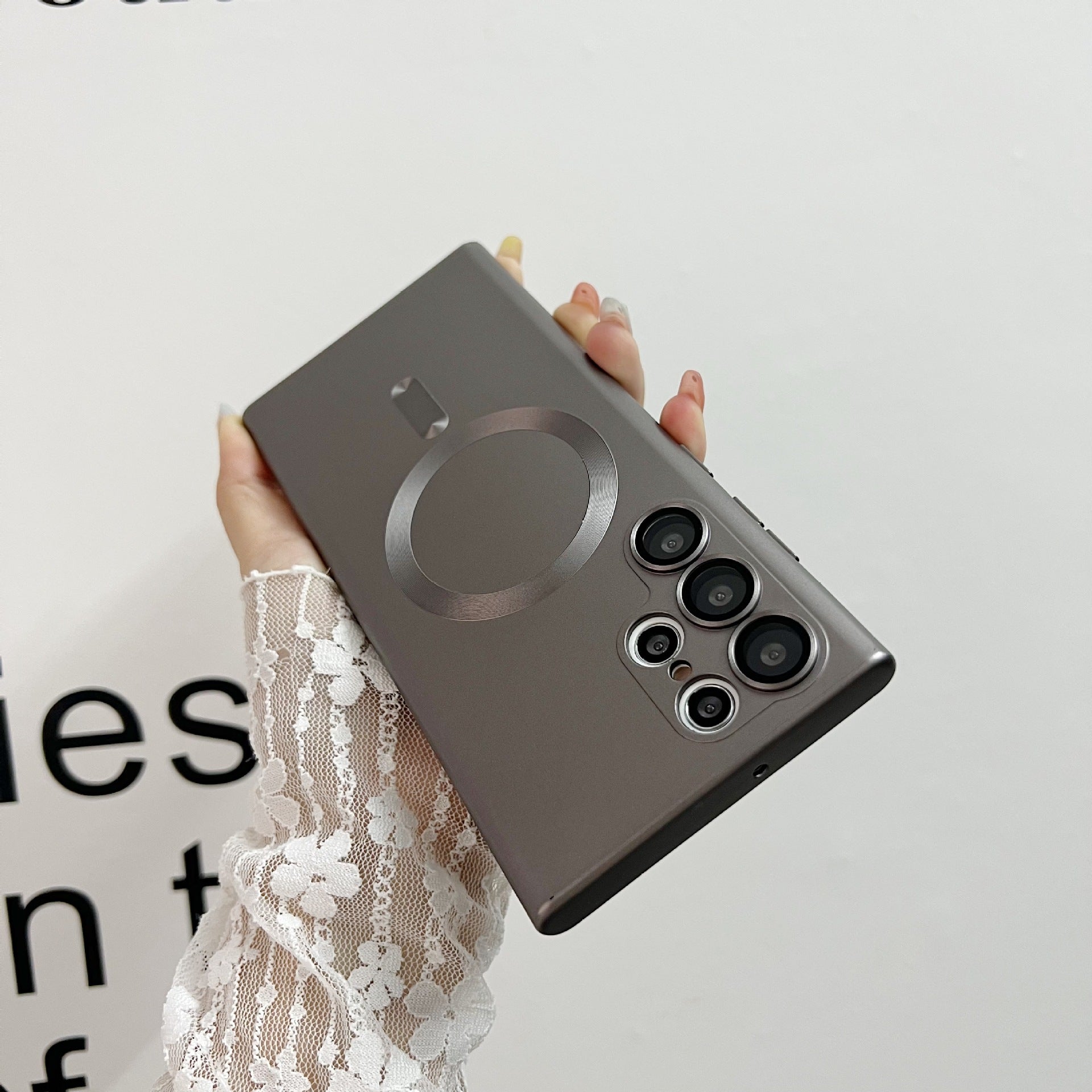 Advanced Metal Paint Magnetic Lens Box with Protective Cover in Multiple Colors - advanced metal paint magnetic