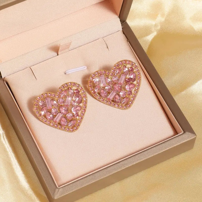 New Cross-border Niche Personalized Creative Elegant Luxury Heart-shaped Inlaid With Colorful Diamonds Simple Hollow