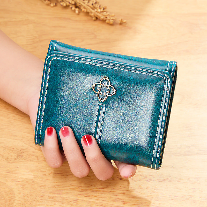 Women’s Short Trifold Vintage Wallet - Wallets So Chic Even Your Change Will Blush