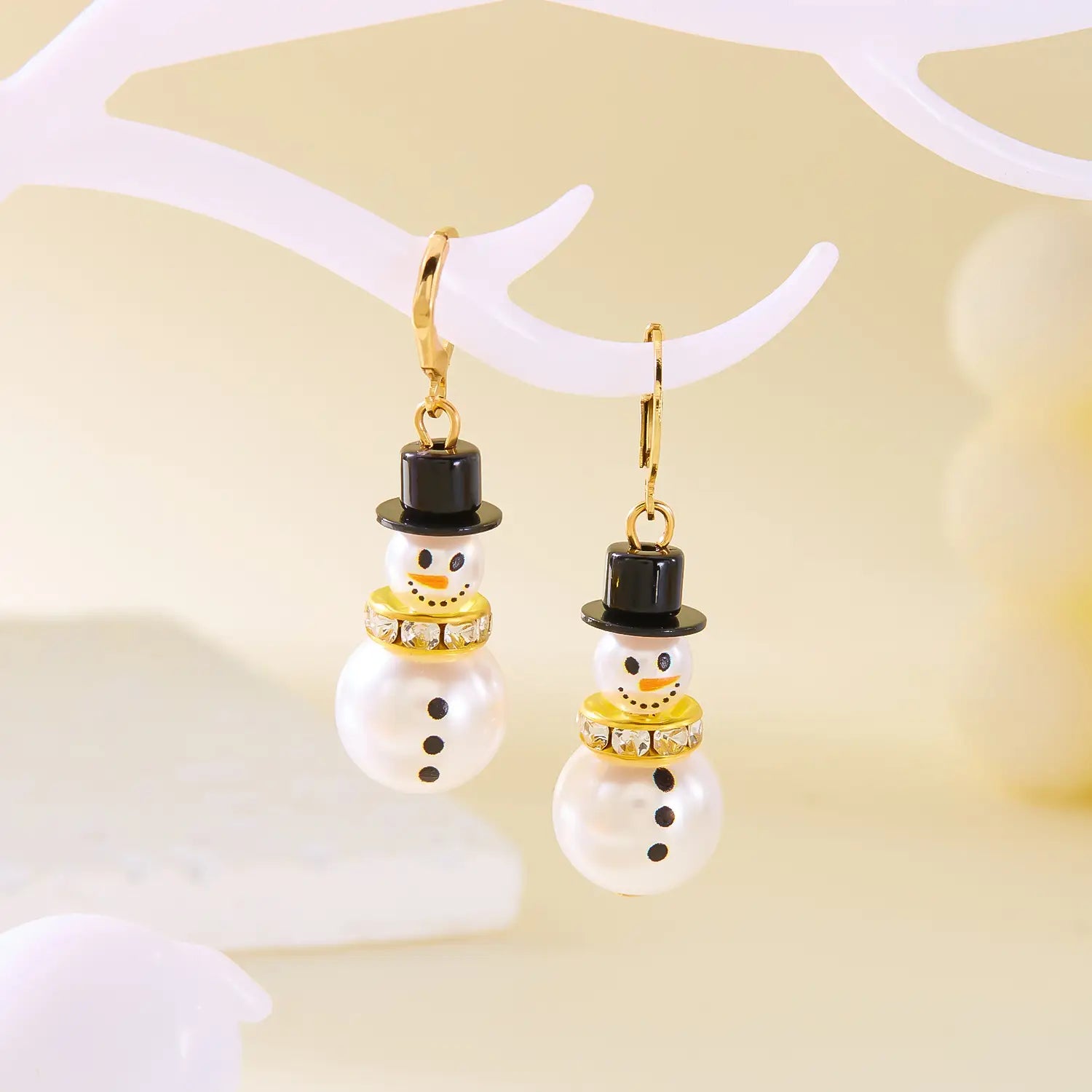 Women’s Fashion Christmas Snowman Pendant Earrings