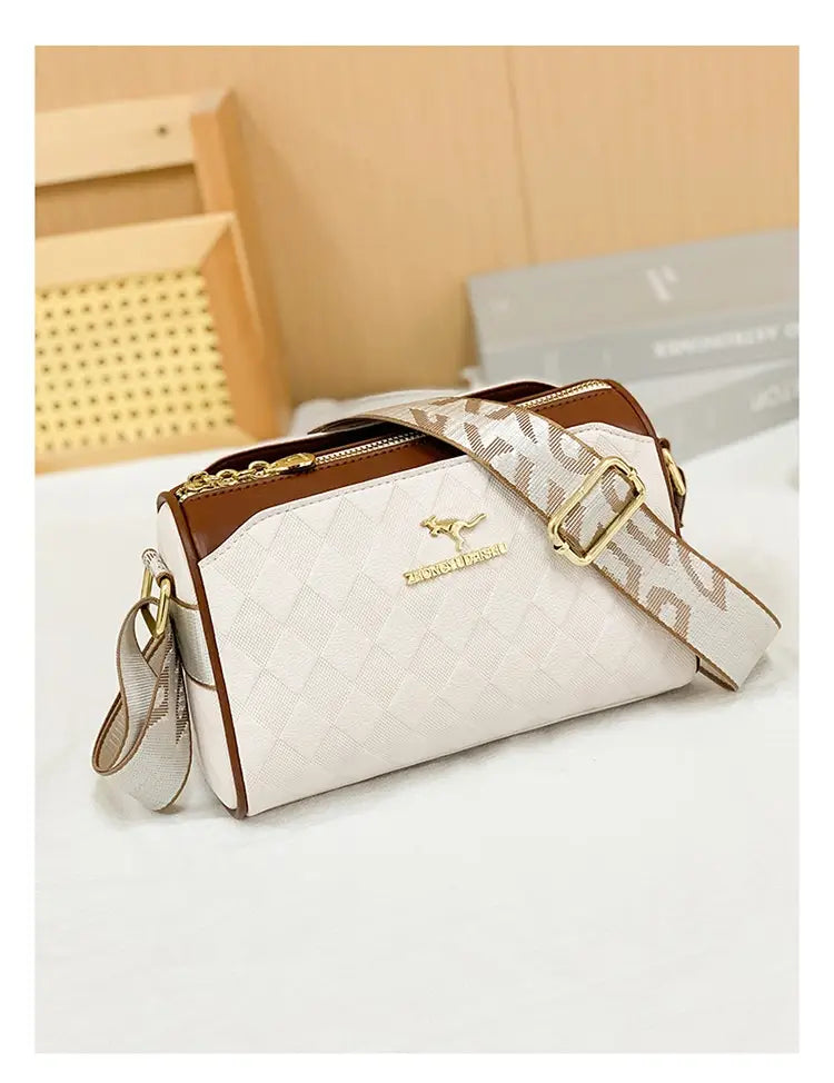 Chessboard Plaid Bag with Wide Shoulder Strap and Multiple Storage Pockets