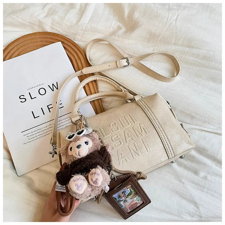 Borsa a tracolla a tracolla in pelle morbida con cerniera per donna