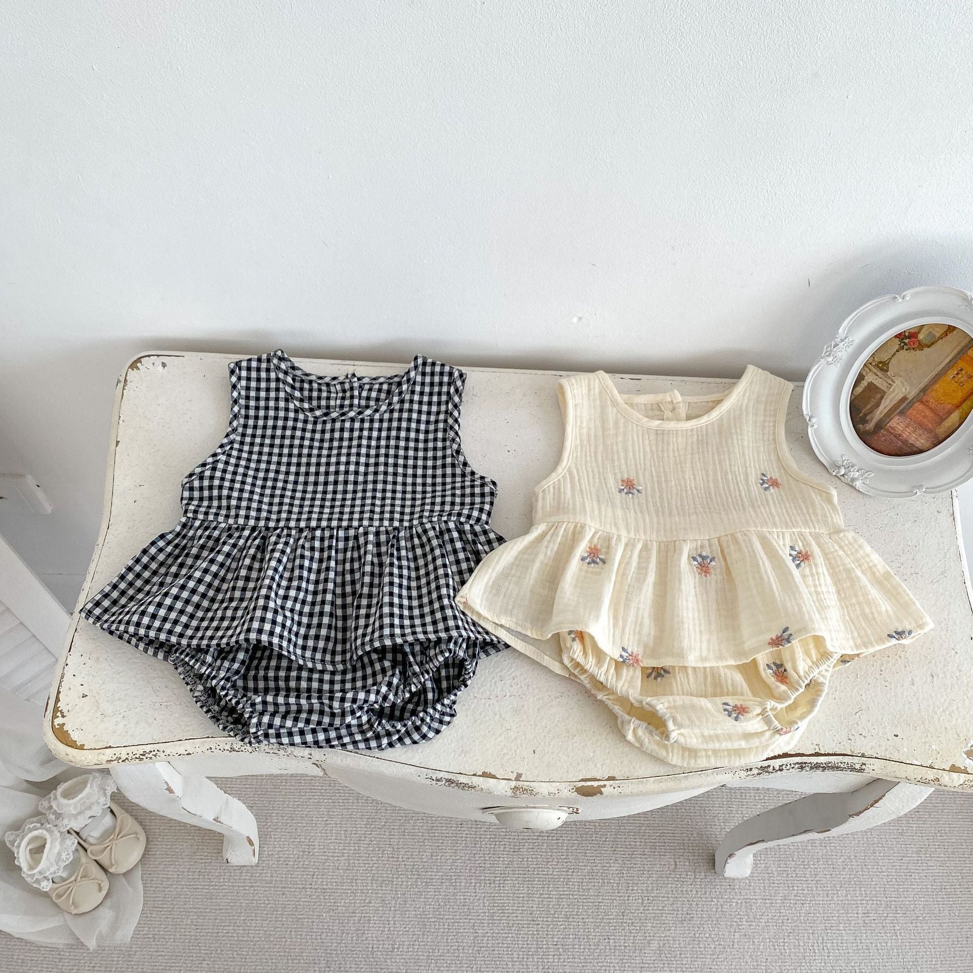 Baby Girl Embroidered Plaid Sleeveless Top Bread Shorts - Plaid Perfection for Tiny Trendsetters in Summer