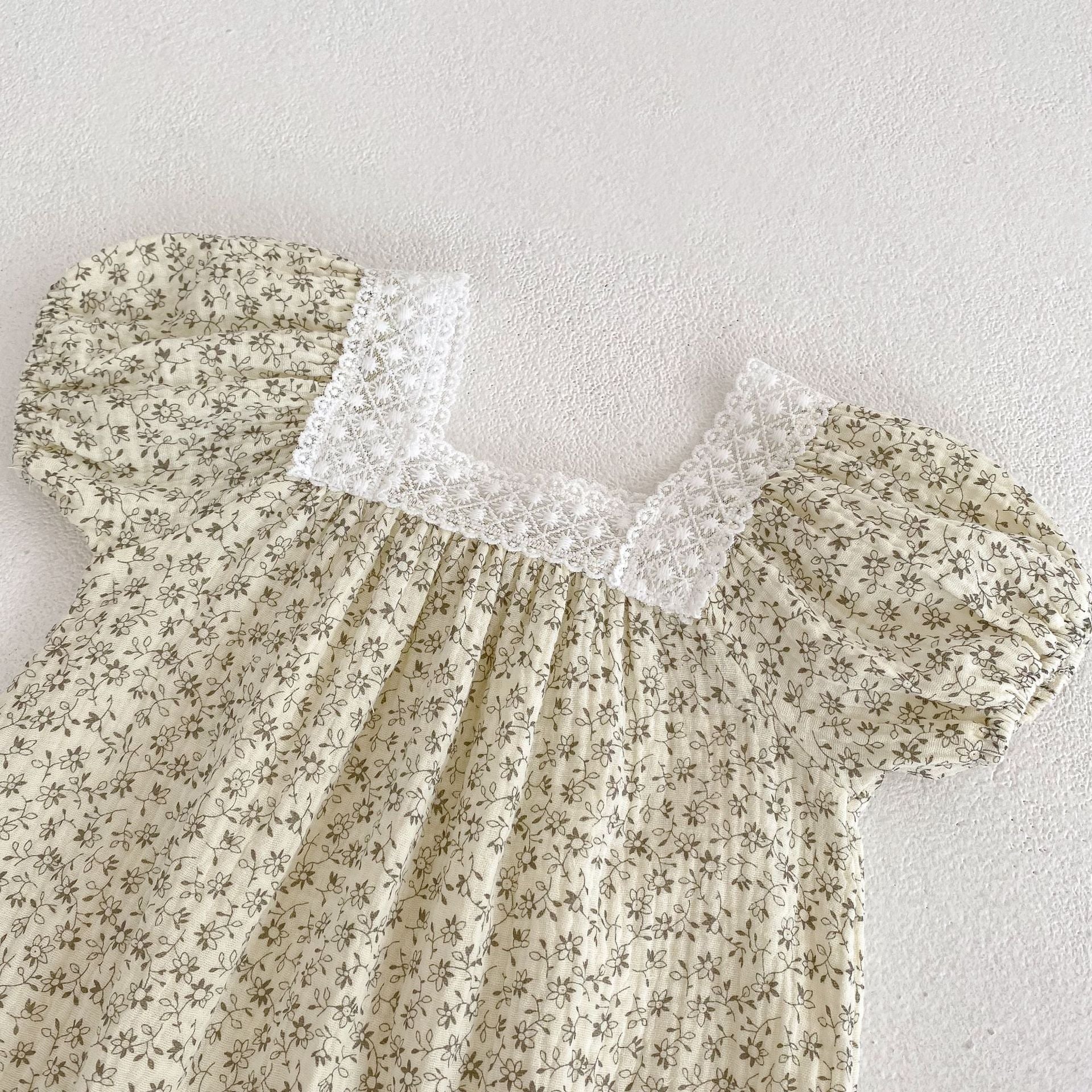 Baby Girl Lace Trim Floral Square Neck Bodysuit - Baby Girl Lace Trim Floral Square Neck Bodysuit