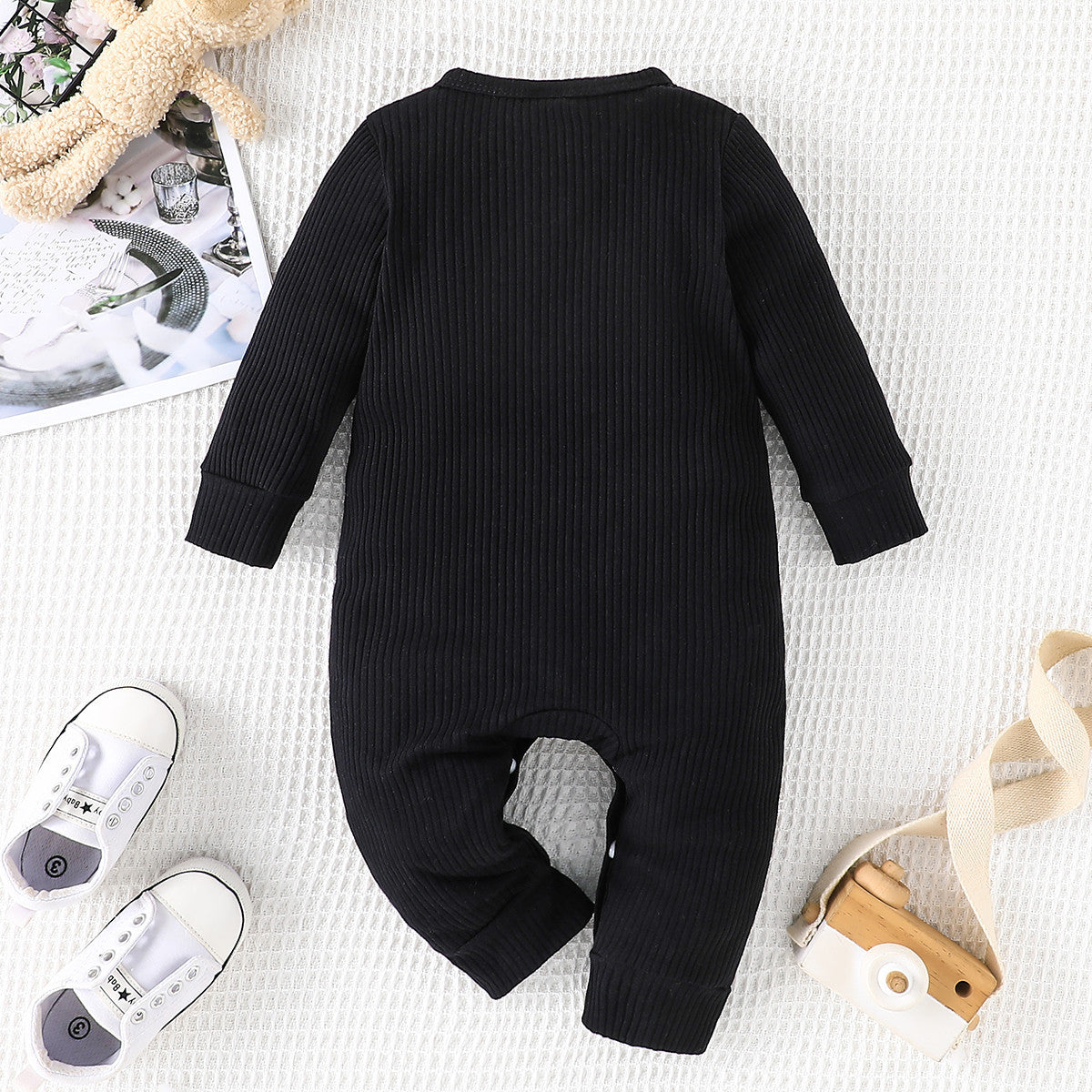 Baby Round Neck Long Sleeve Bear Printed One-piece Romper - Bear-y Cute Long Sleeve Romper for Tiny Trendsetters