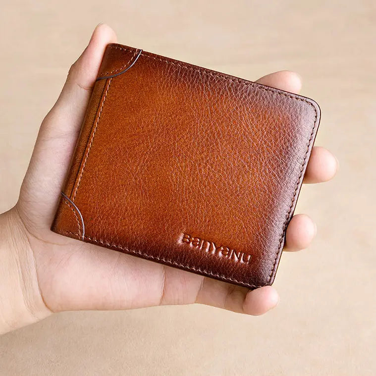 Men’s Leather Wallet in Cowhide for United States Shipping with CHF Discount