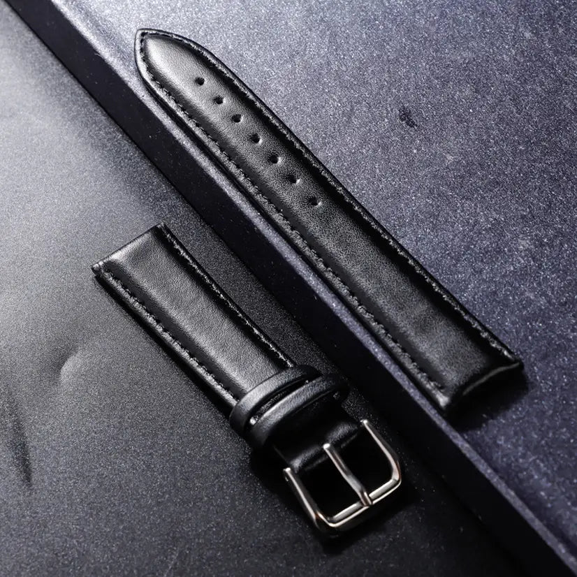 Fashionable And Simple Plain Pin Buckle Leather Strap