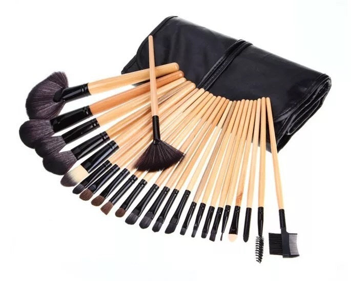 Black Wood Color 24 pcs Makeup Brush Set with Horse Hair Bristles - Teleplus horse hair black wood color makeup brush