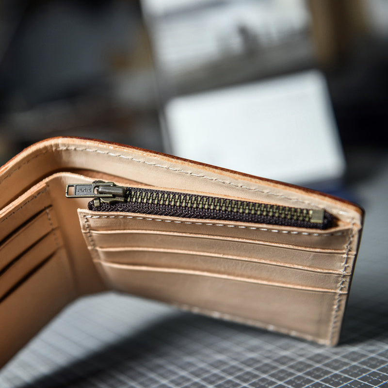 Brown Cow Leather Short Wallet for Men in the United States CHF - That Fits Style and Snacks united states chf short