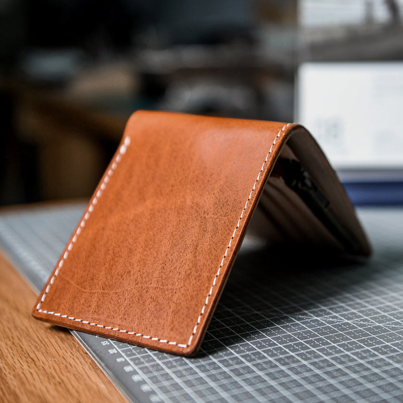 Brown Cow Leather Short Wallet for Men in the United States CHF - That Fits Style and Snacks united states chf short