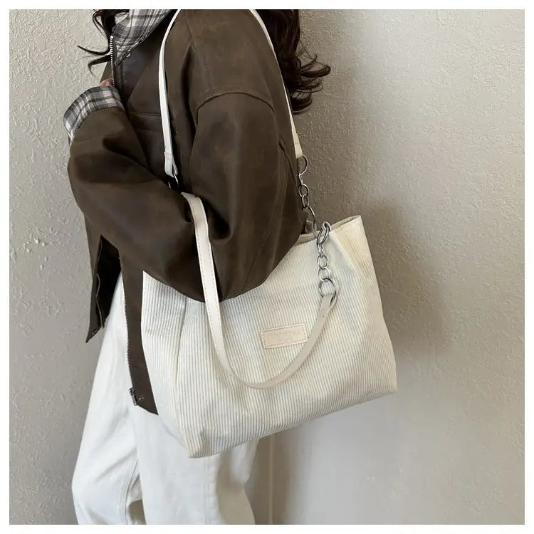 Cord -Umhängetasche mittelgroß