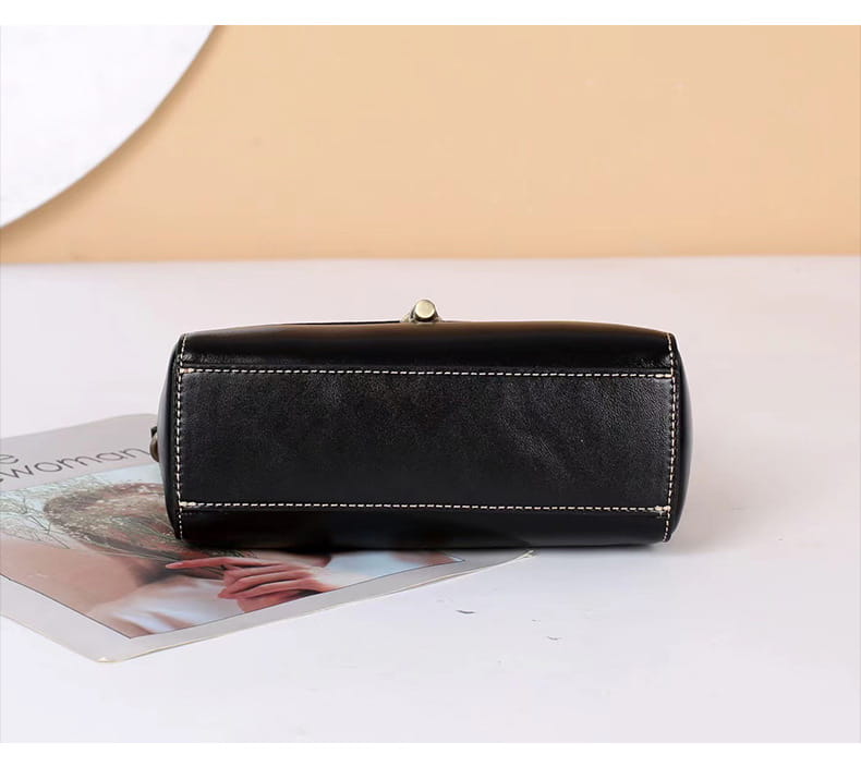 Exquisite Cowhide Small Square Bag with Internal Zipper in Stylish Simple Design