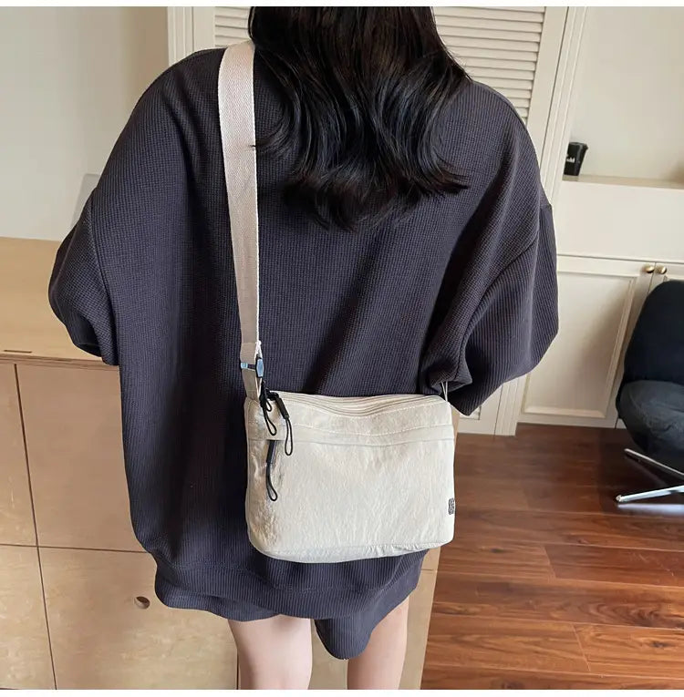 Sac à corps croisé en toile de voyage avec poche de téléphone pour les femmes en plusieurs couleurs