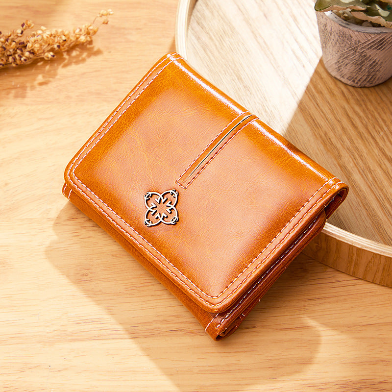 Women’s Short Trifold Vintage Wallet - Wallets So Chic Even Your Change Will Blush