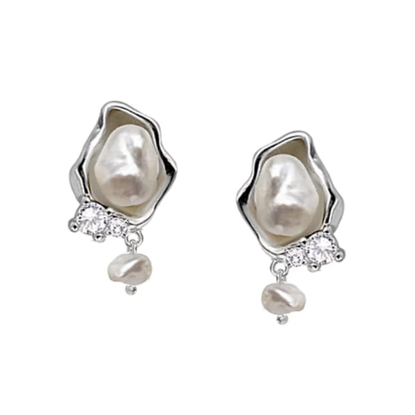 Baroque Pearl Stud Earrings Female Niche High-grade Irregular Silver Needle