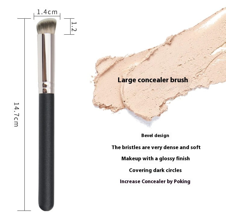 M270 Concealer Brush with Bevel Round Head and Wooden Handle
