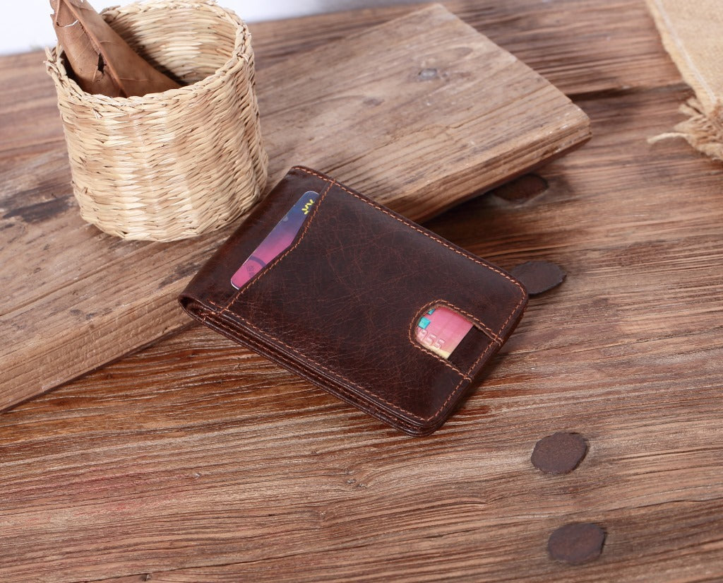 Men’s Short Leather Oil Wax Wallet Card Holder - Wallets for Men Who Don’t Like Bulges in Pockets