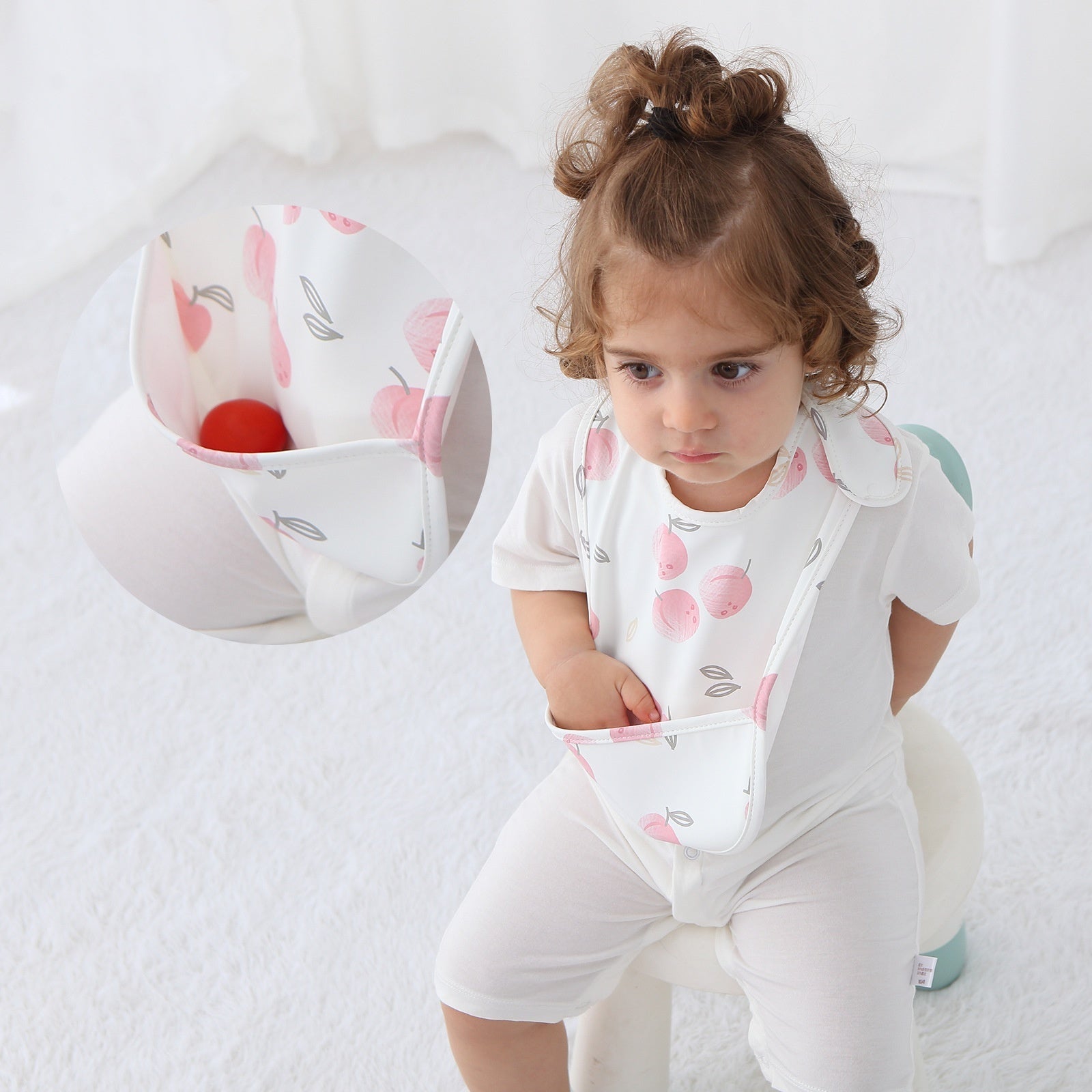 Cartoon Animal and Fruit Saliva Towel for Children in the United States - Tiny Dinosaurs Facial Makeup Fun united