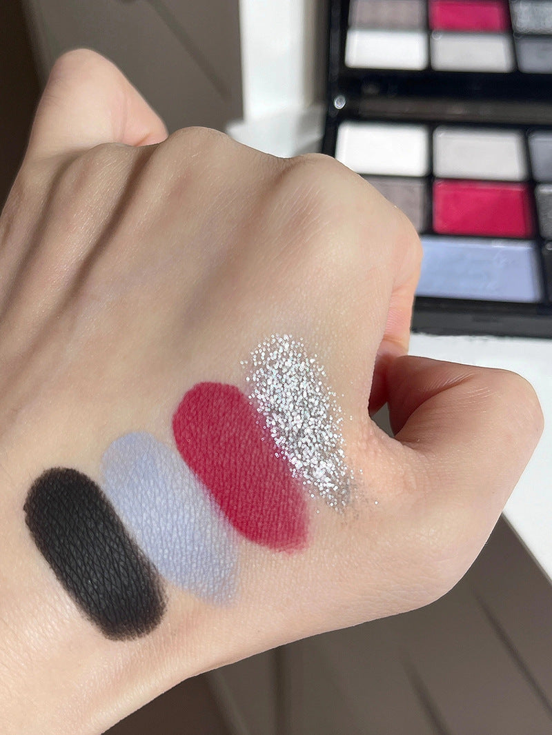 Carved Eye Shadow Set with Nine Color Flower Petal Designs for Universal Skin - Teleplus carved eye shadow nine color