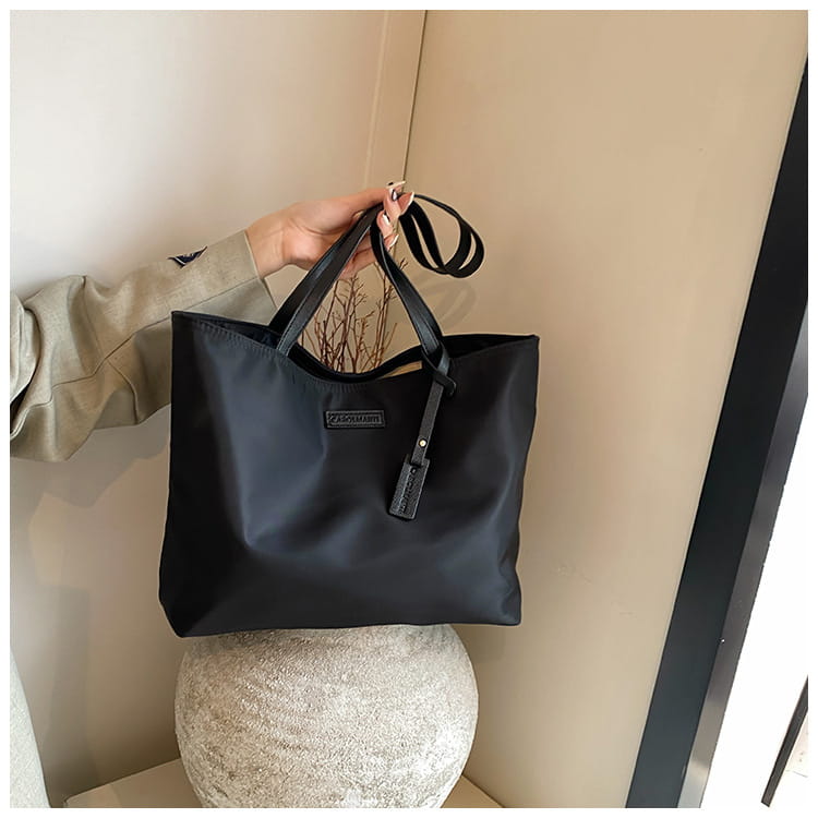 Sac à bandoulière de voyage en tissu Oxford avec poches à fermeture éclair et support de téléphone portable