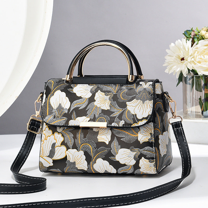 Chinese Style Printed Shoulder Messenger Bag Trendy and Practical - Teleplus chinese style printed shoulder messenger