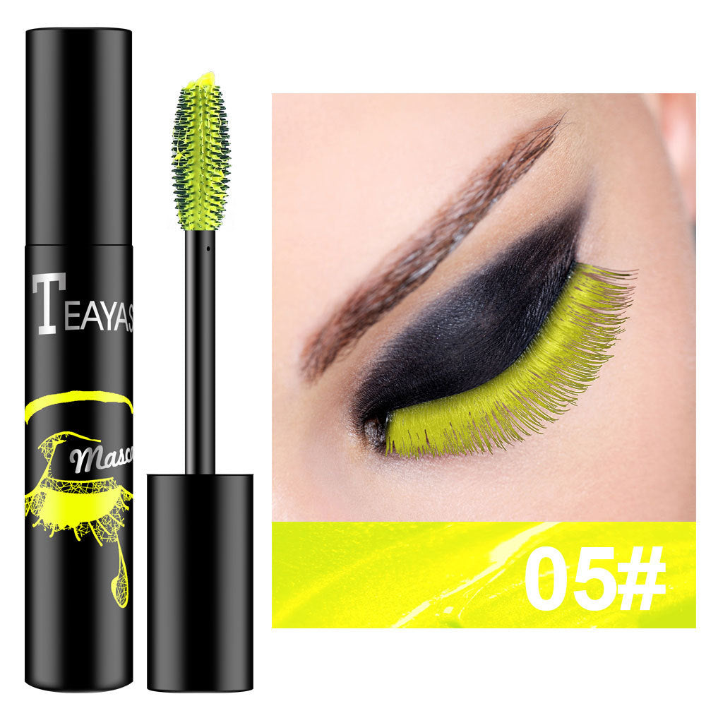 Color Mascara Elongates A Dense Sapphire Purple - Color Mascara Elongates Dense Sapphire Purple Delight