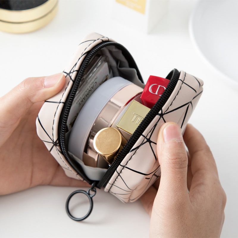 Colorful Portable Travel Storage Box for Sanitary Cosmetics and More - Pout Pack with the Mini Lipstick Wonder Bag