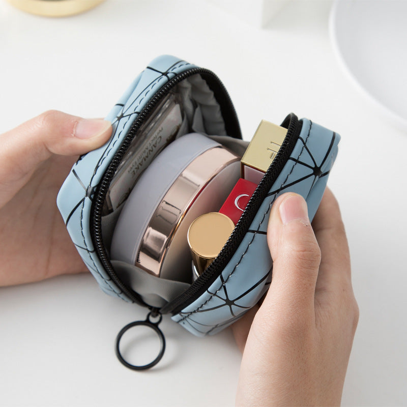 Colorful Portable Travel Storage Box for Sanitary Cosmetics and More - Pout Pack with the Mini Lipstick Wonder Bag