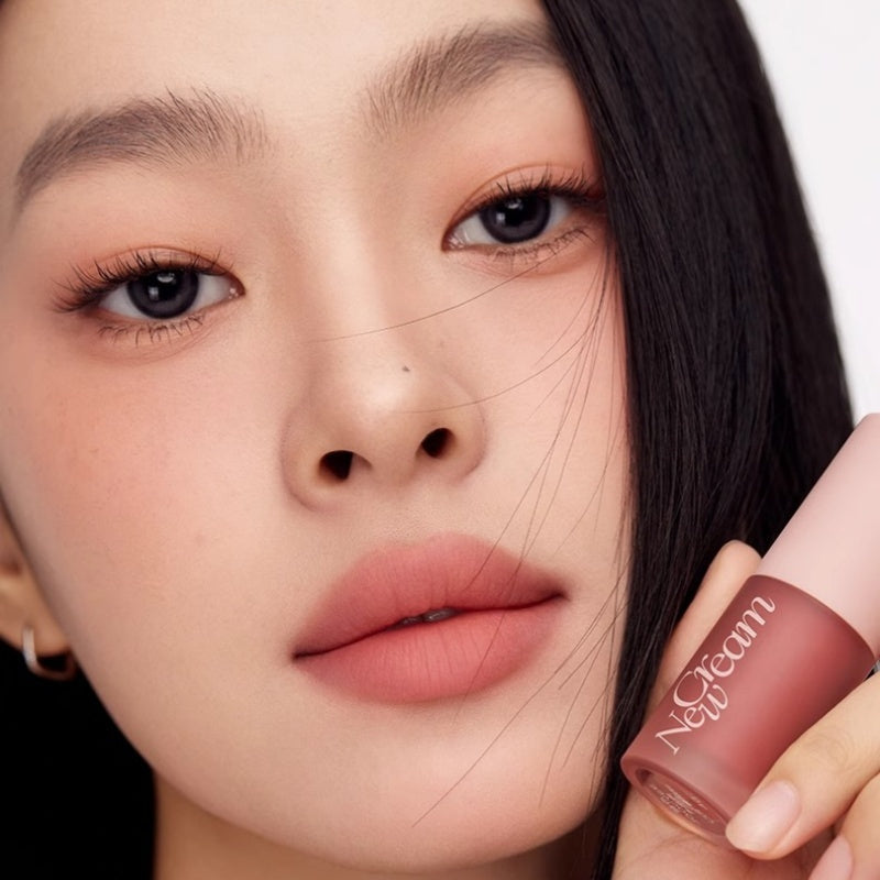 Cream Lip Lacquer Velvet Mist Gloss for Universal Skin - cream lip lacquer velvet mist